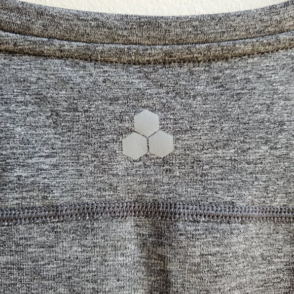 NWOT Tek Gear Gray Spandex Jersey Size Medium - Picture 16 of 16